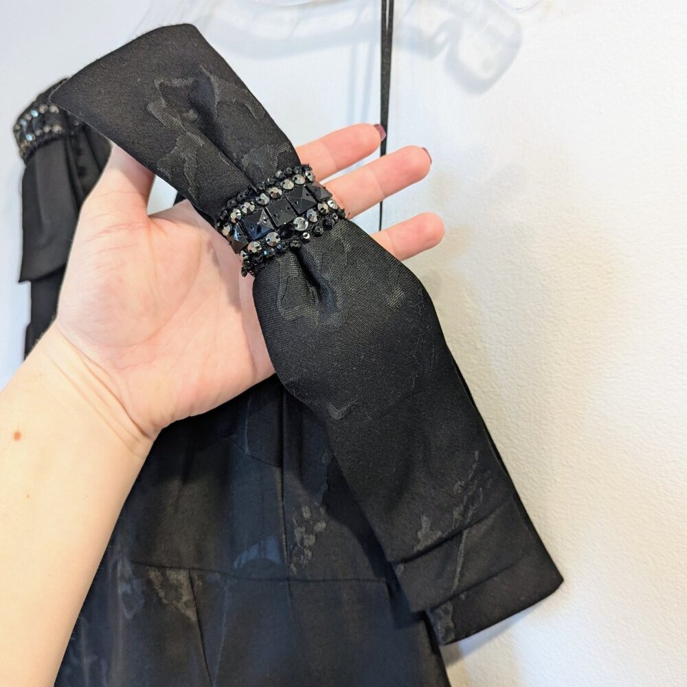 KAY UNGER Damask Sheath Cocktail Dress 10 Black Beaded Adorned Bow Strap - Picture 4 of 12